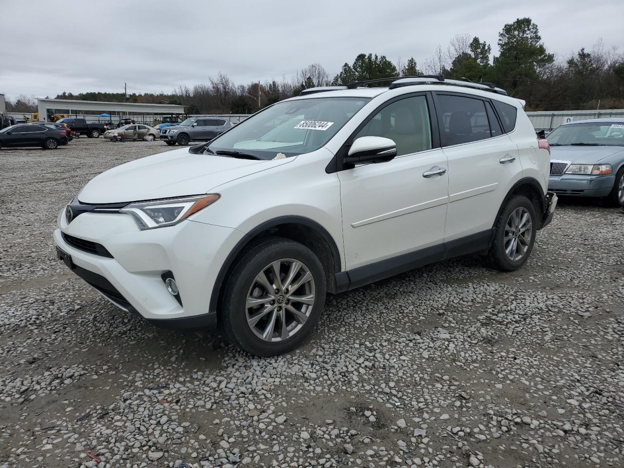 VIN JTMYFREV5GJ063190 2016 TOYOTA RAV4 no.1