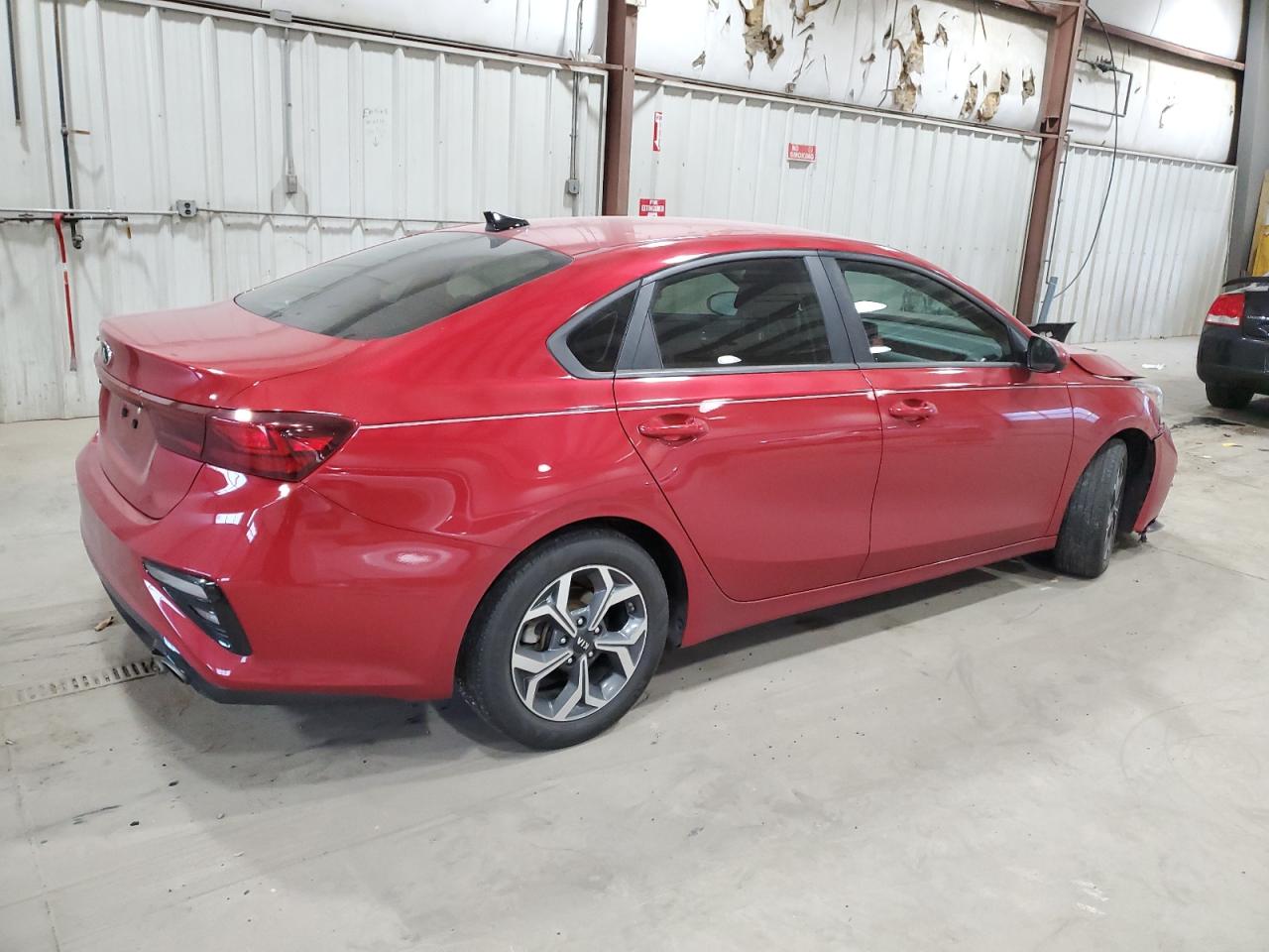 VIN 3KPF24AD1KE081579 2019 KIA FORTE no.3