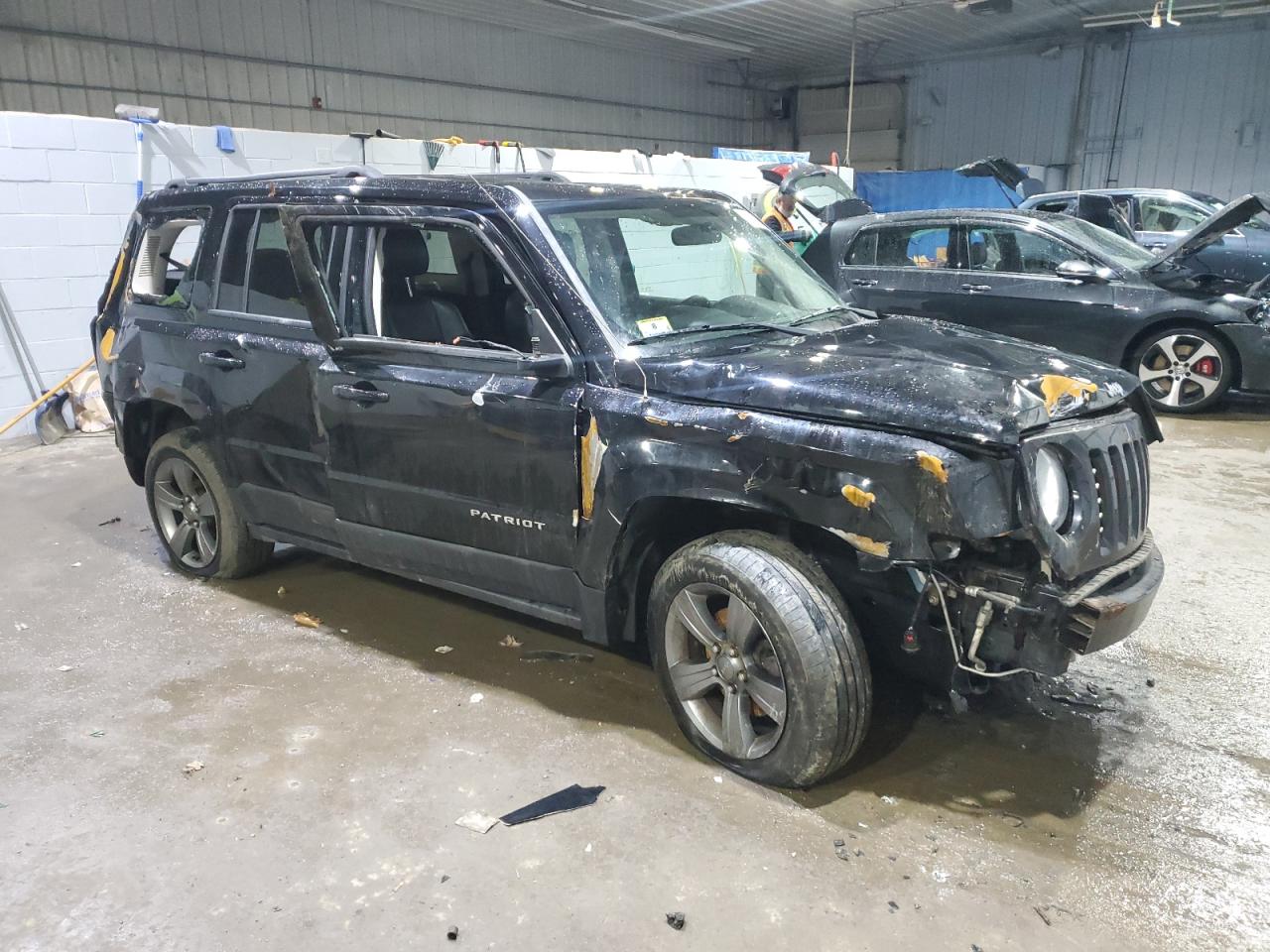 2015 Jeep Liberty (Patriot) - Image 4