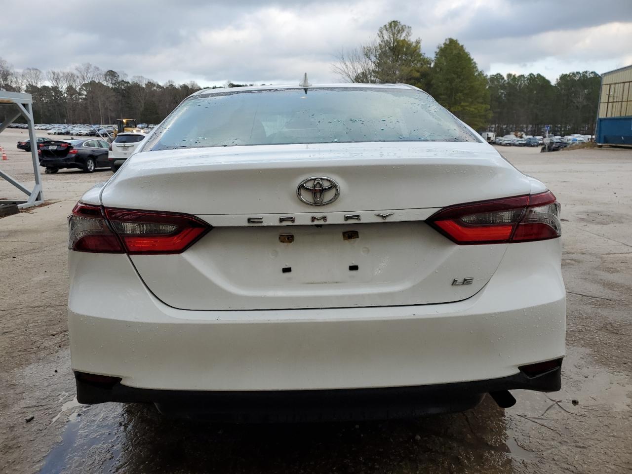 2022 Toyota Camry - Image 6
