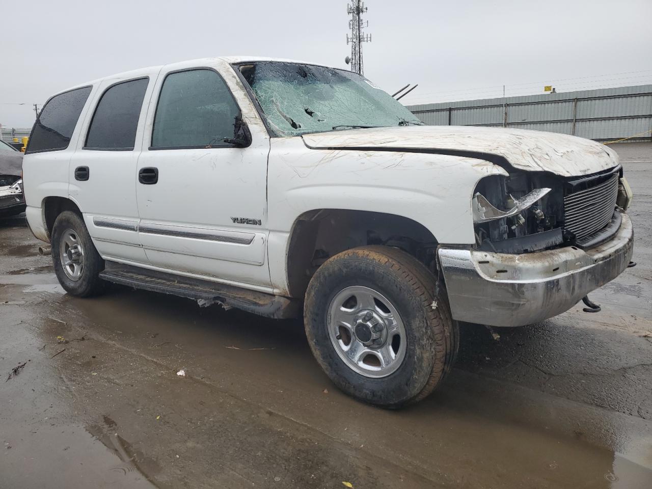 2004 GMC Yukon - Image 4