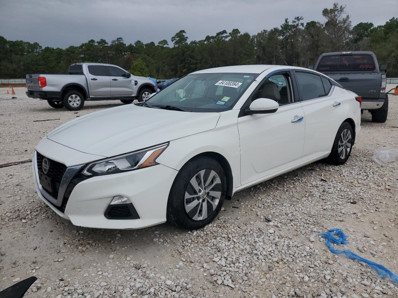2020 Nissan Altima - Image 1