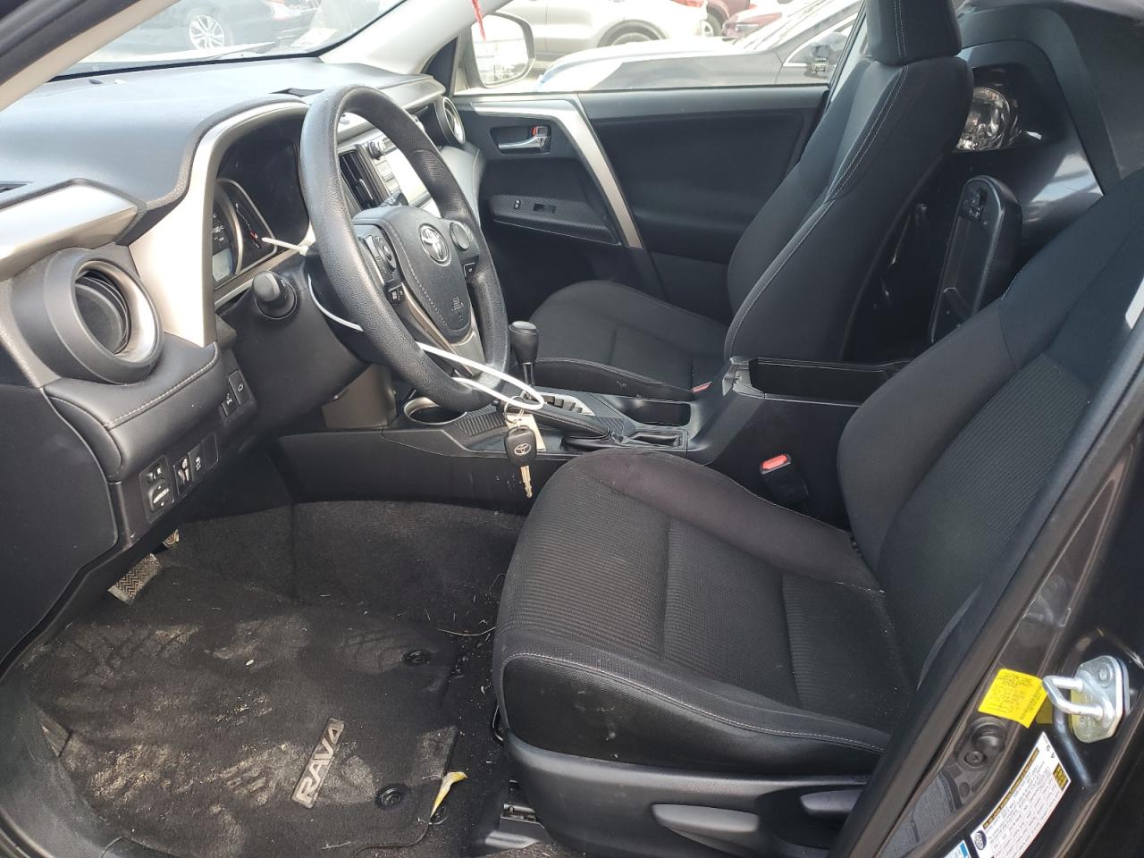 2015 Toyota RAV 4 - Image 7