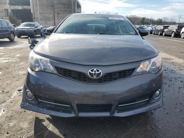  TOYOTA CAMRY 2014 Серый