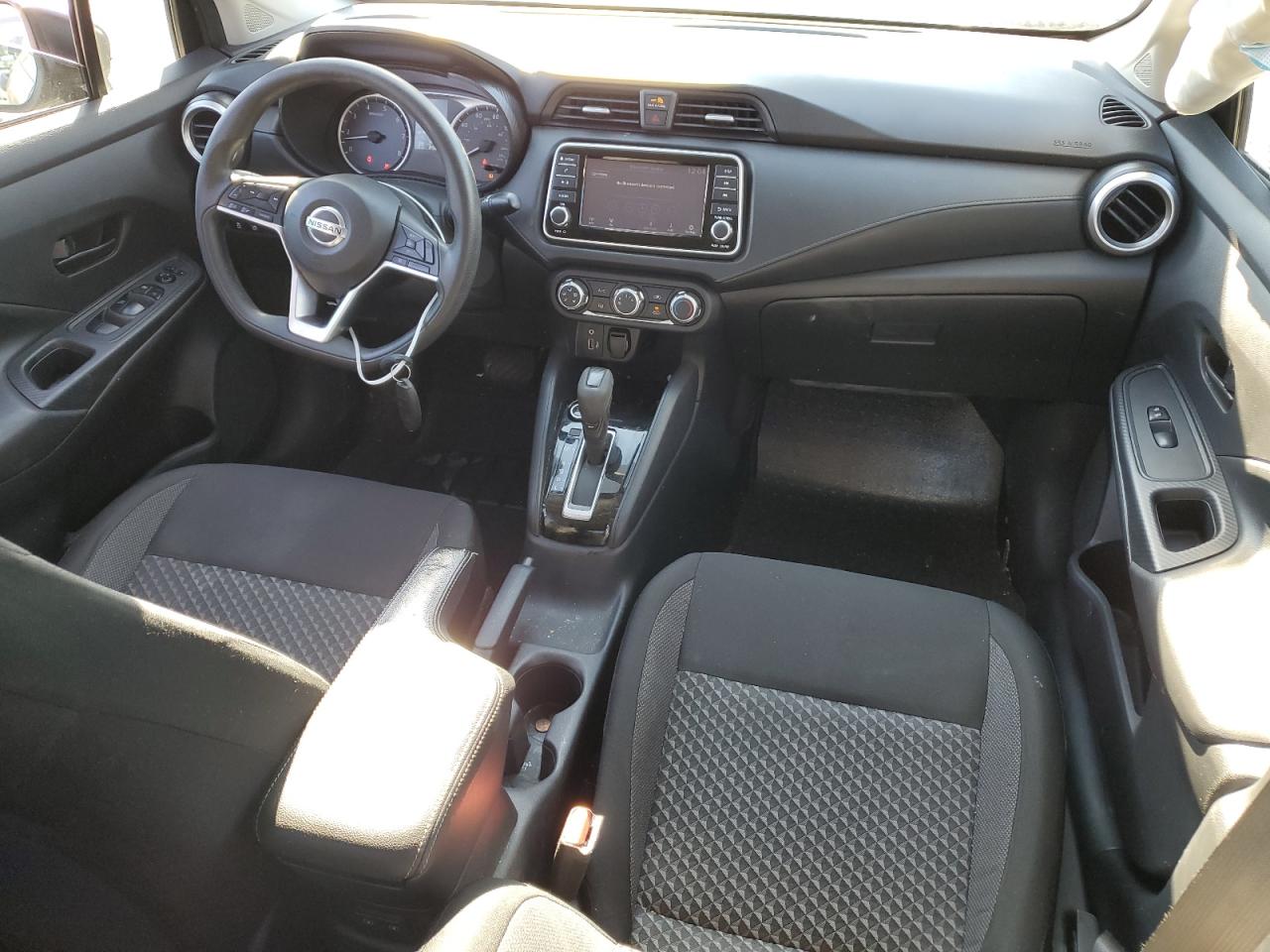 2020 Nissan Versa - Image 8