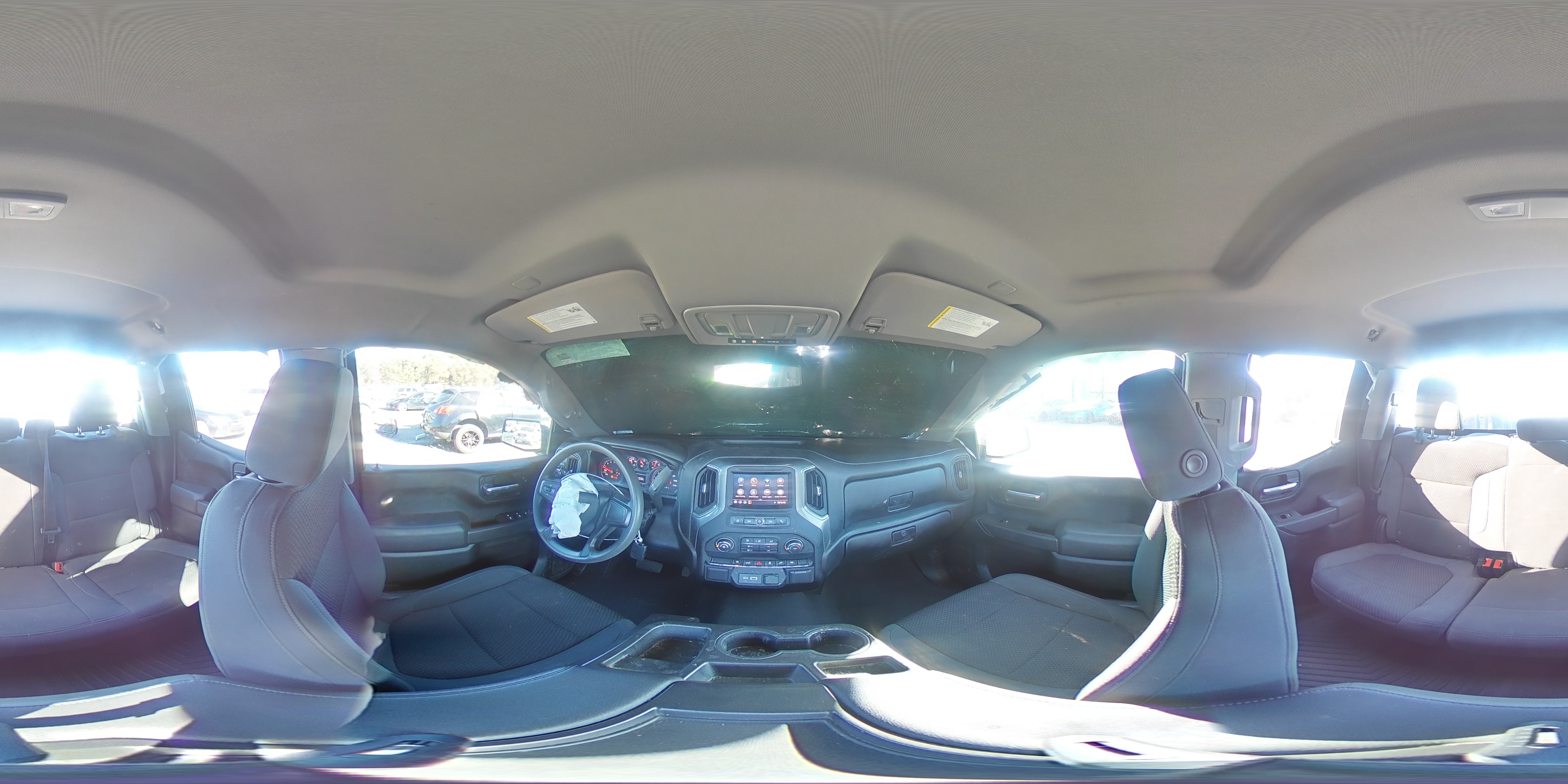 2021 Chevrolet Silverado - Image 13