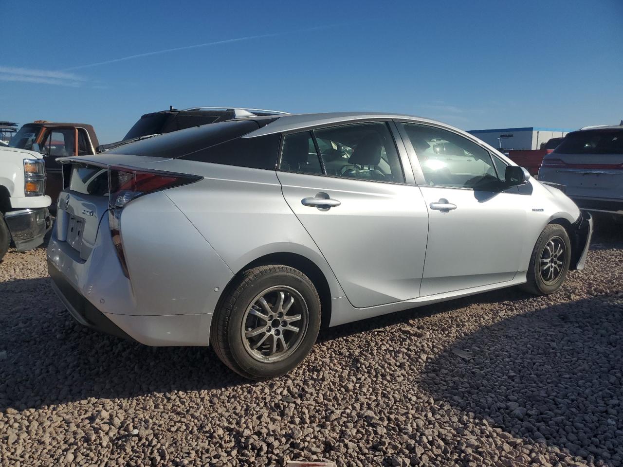 VIN JTDKBRFU7J3064912 2018 TOYOTA PRIUS no.3