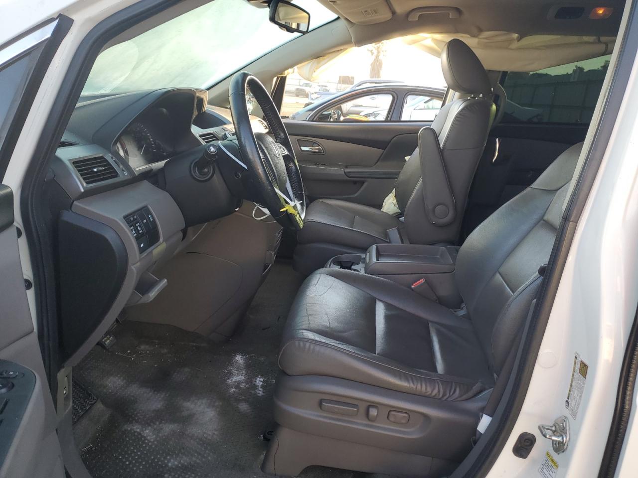 2015 Honda Odyssey - Image 7