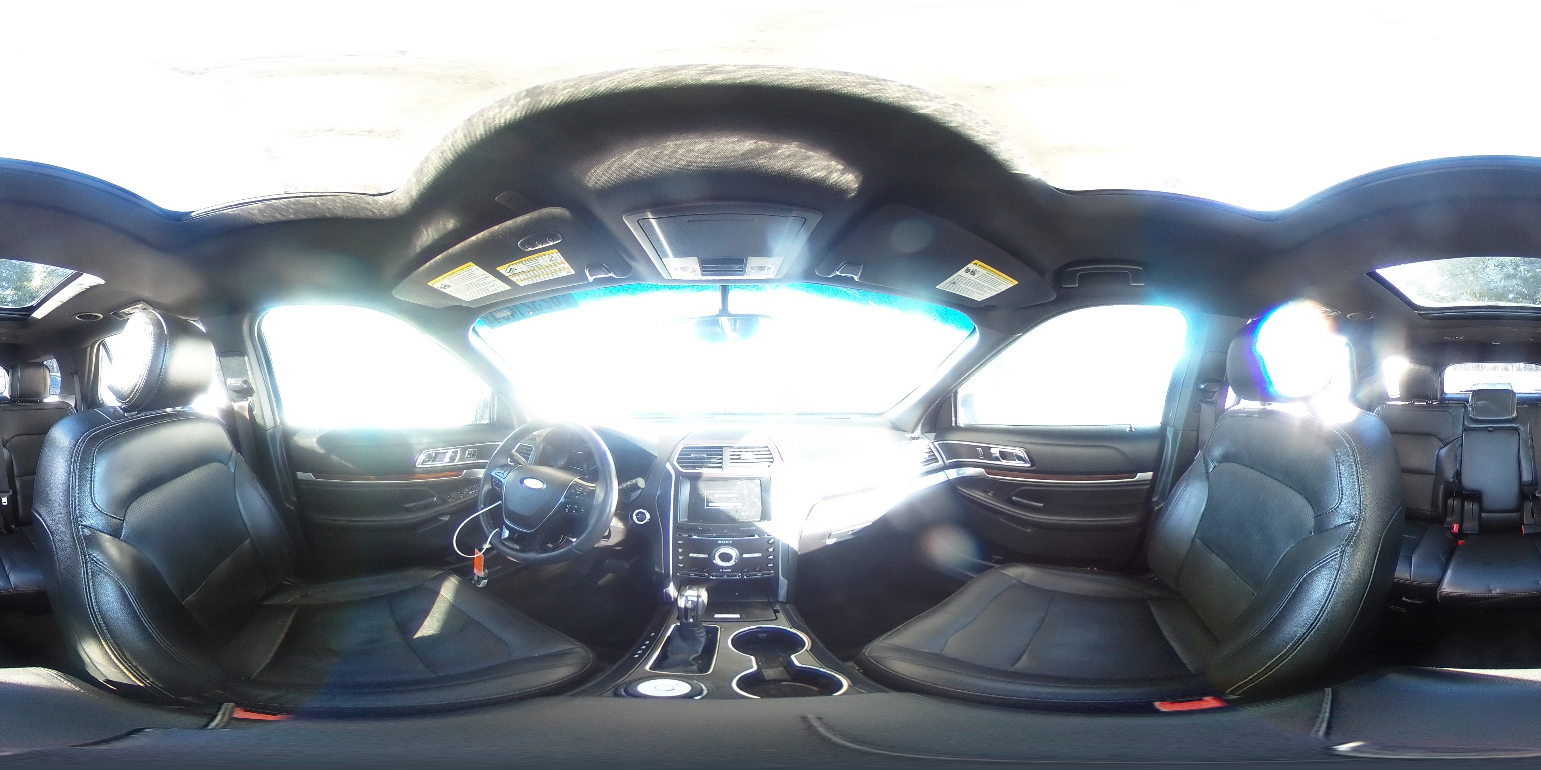 2016 Ford Explorer - Image 16