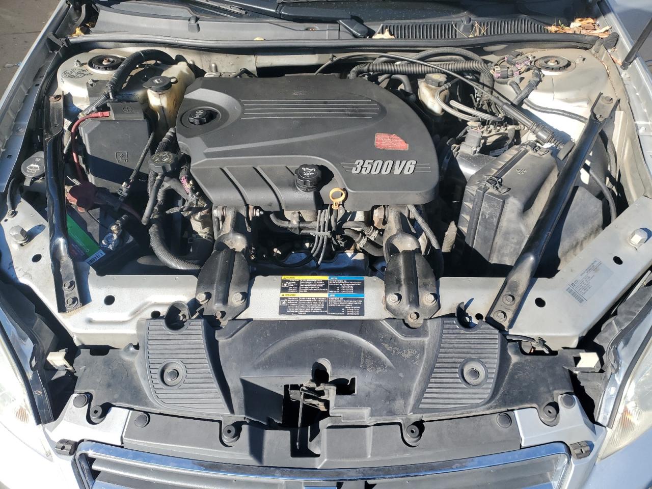 2010 Chevrolet Impala - Image 12
