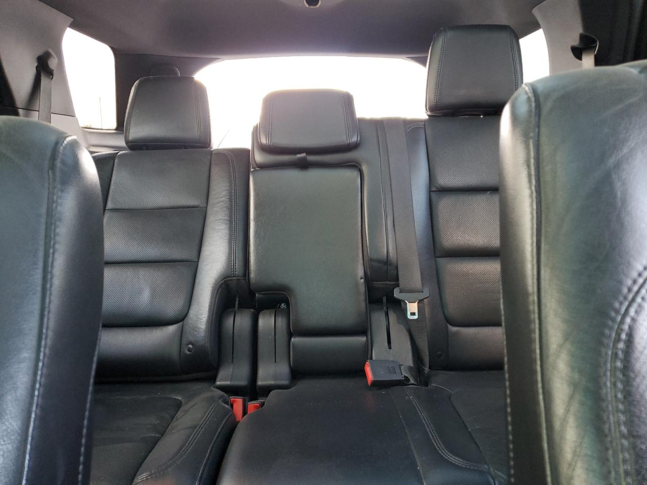 2011 Ford Explorer - Image 10