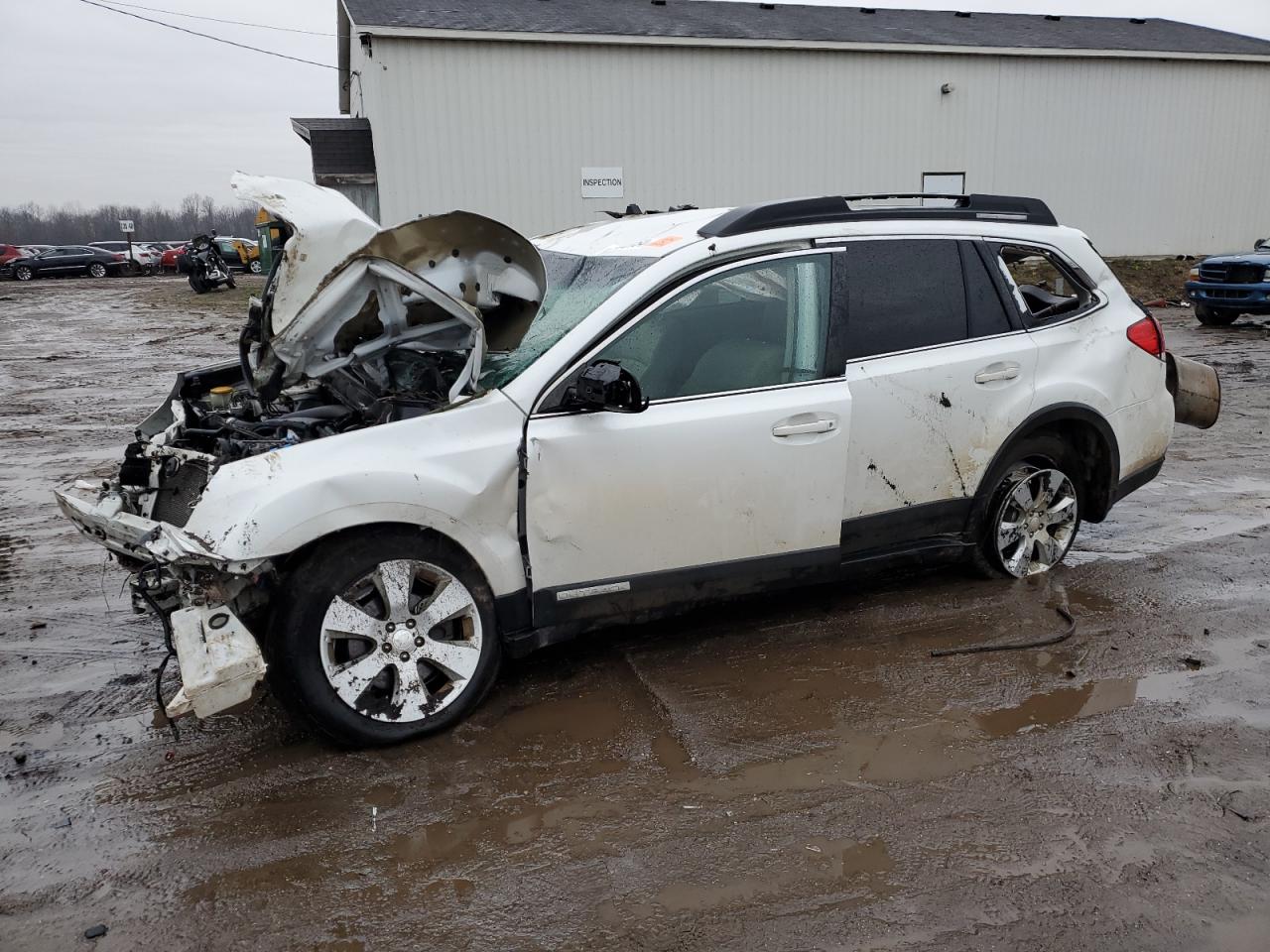 2010 Subaru Outback - Image 1