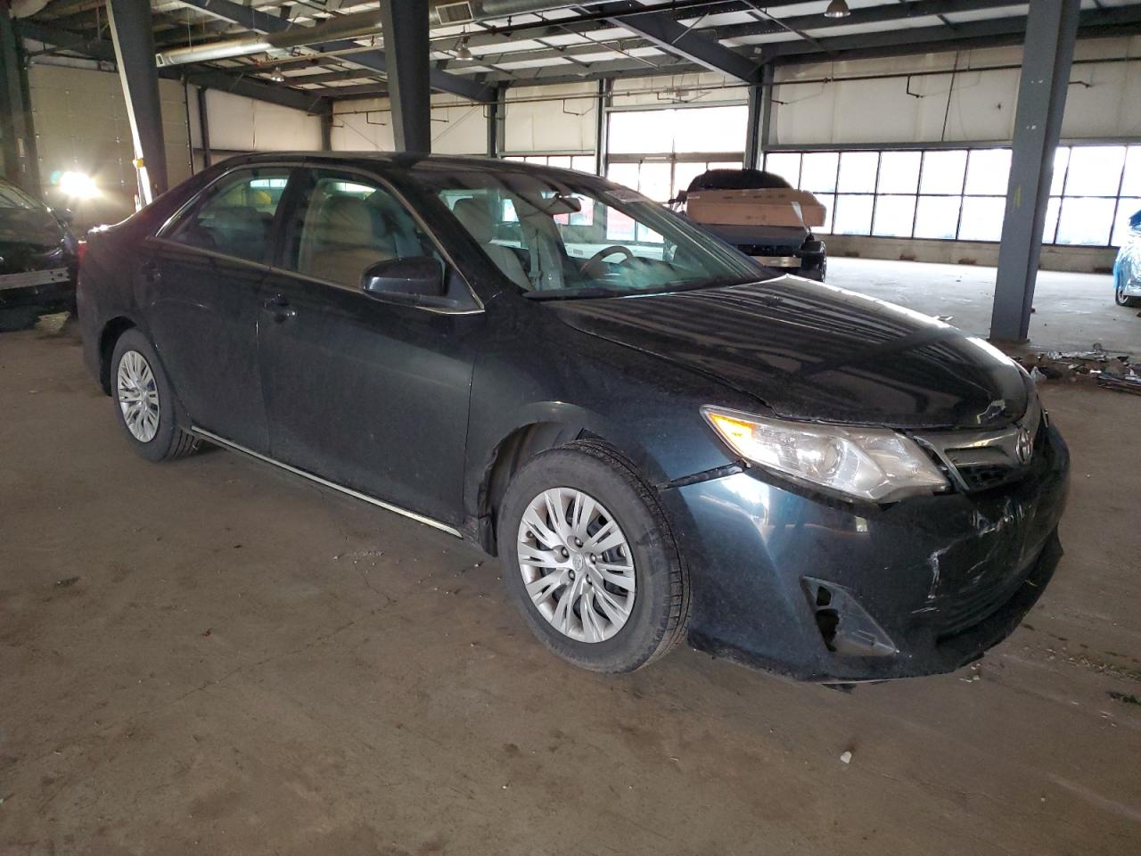 VIN 4T4BF1FK5ER434485 2014 TOYOTA CAMRY no.4