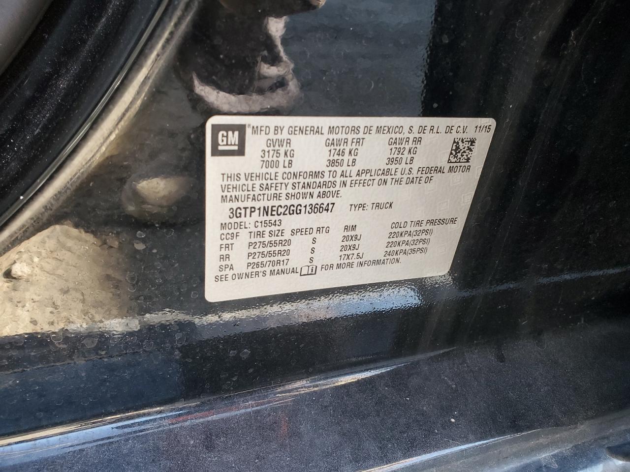 2016 GMC Sierra - Image 12