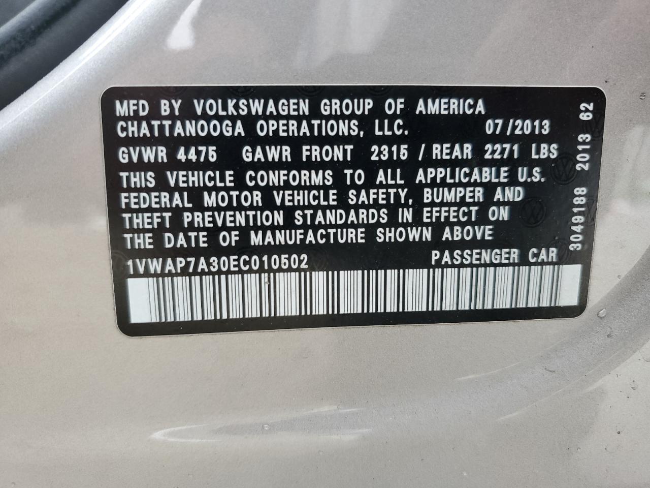 2014 Volkswagen Passat - Image 12