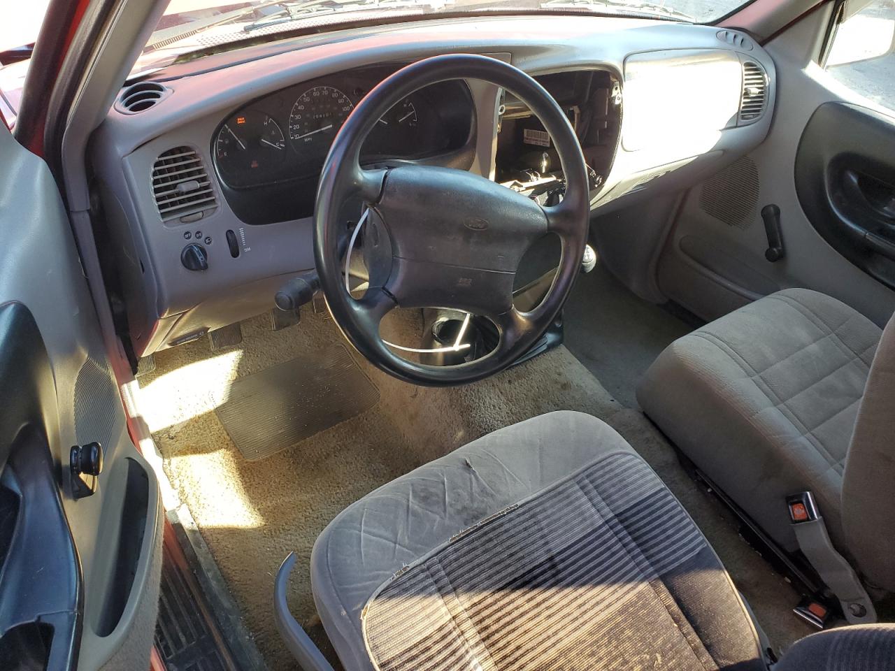 1997 Ford Ranger Super Cab VIN: 1FTCR14A6VTA71592 Lot: 82244134