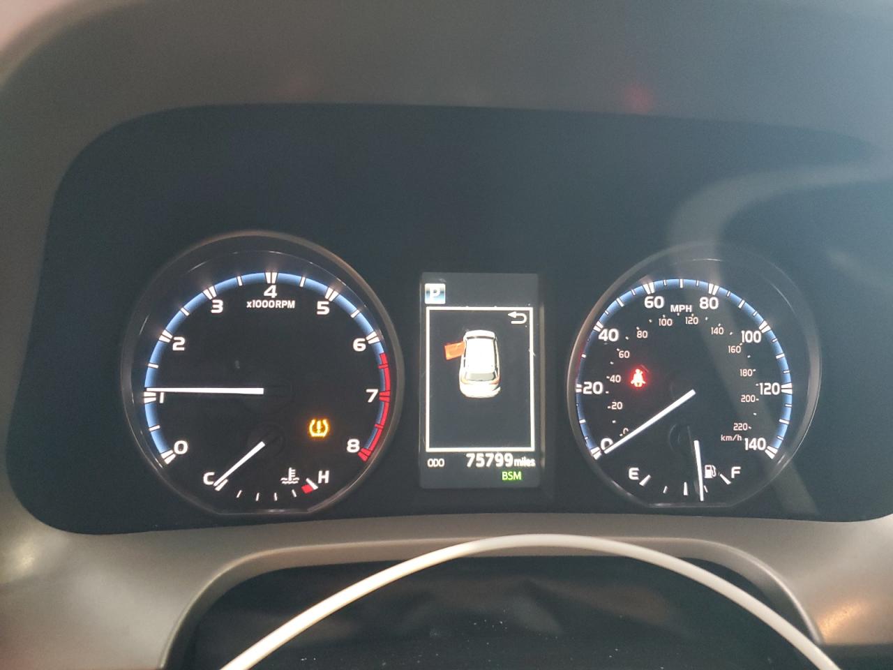 2018 Toyota RAV 4 - Image 9