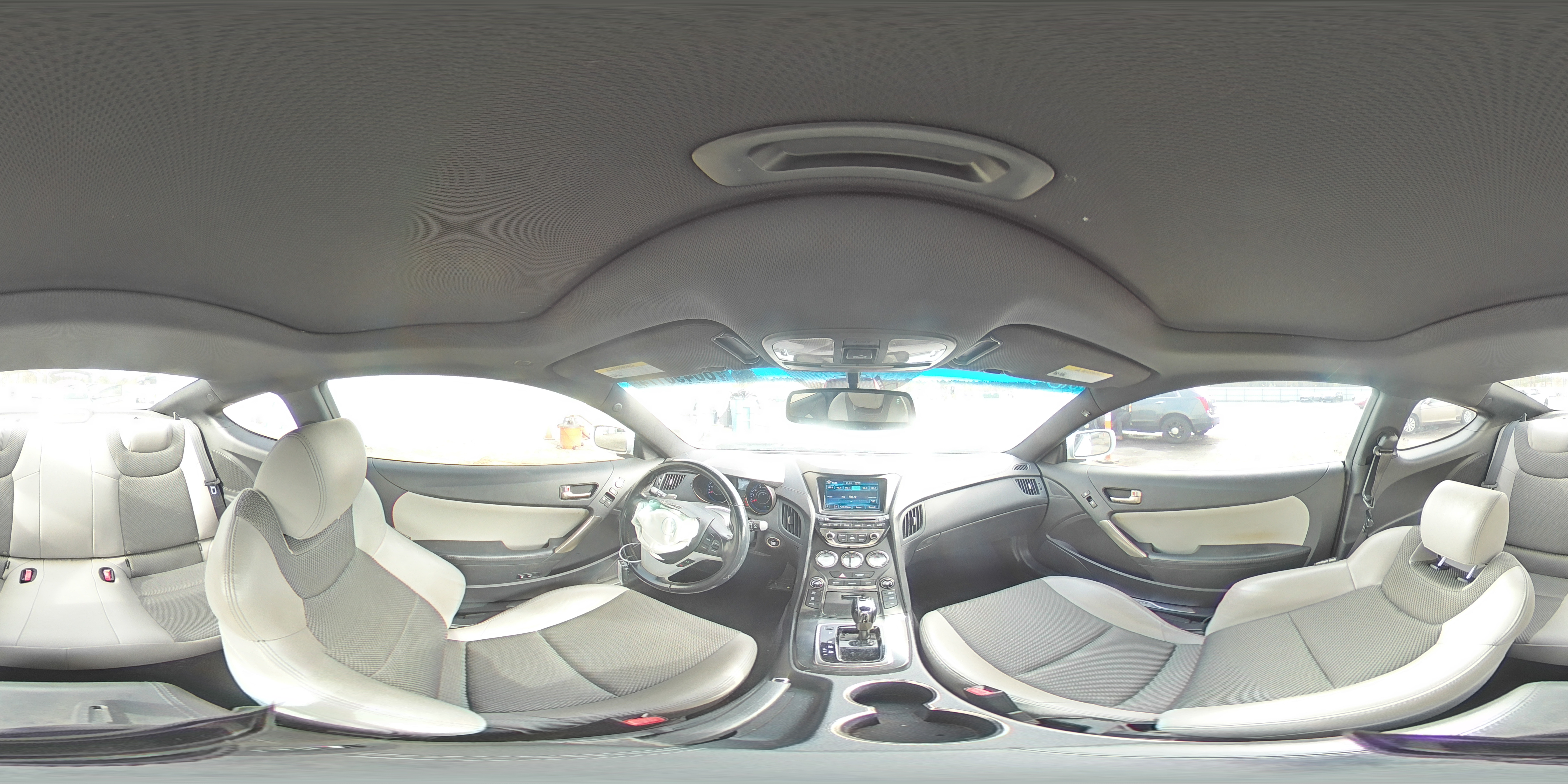 2013 Hyundai Genesis - Image 14