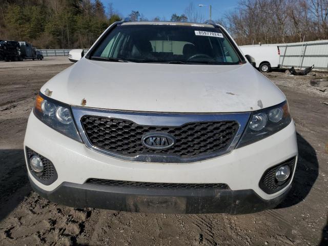  KIA SORENTO 2013 Белы