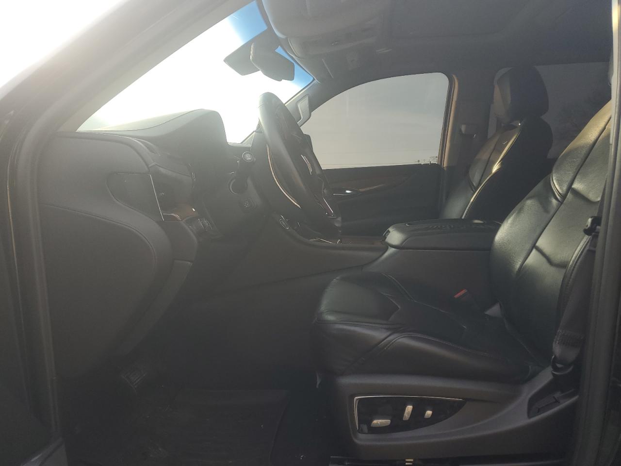 2016 Cadillac Escalade - Image 7