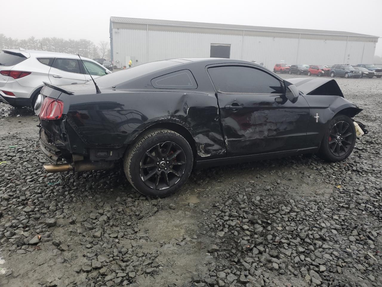 2010 Ford Mustang - Image 3