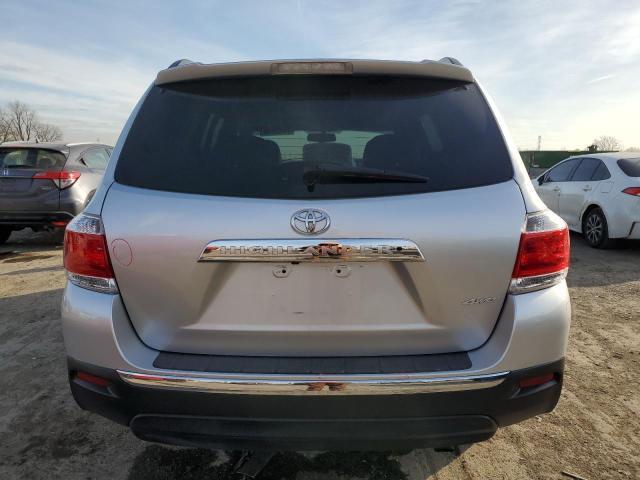  TOYOTA HIGHLANDER 2012 Сріблястий