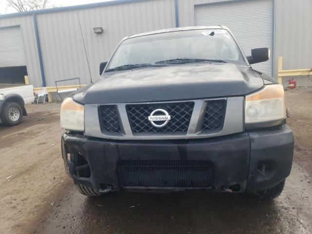  NISSAN TITAN 2012 Черный