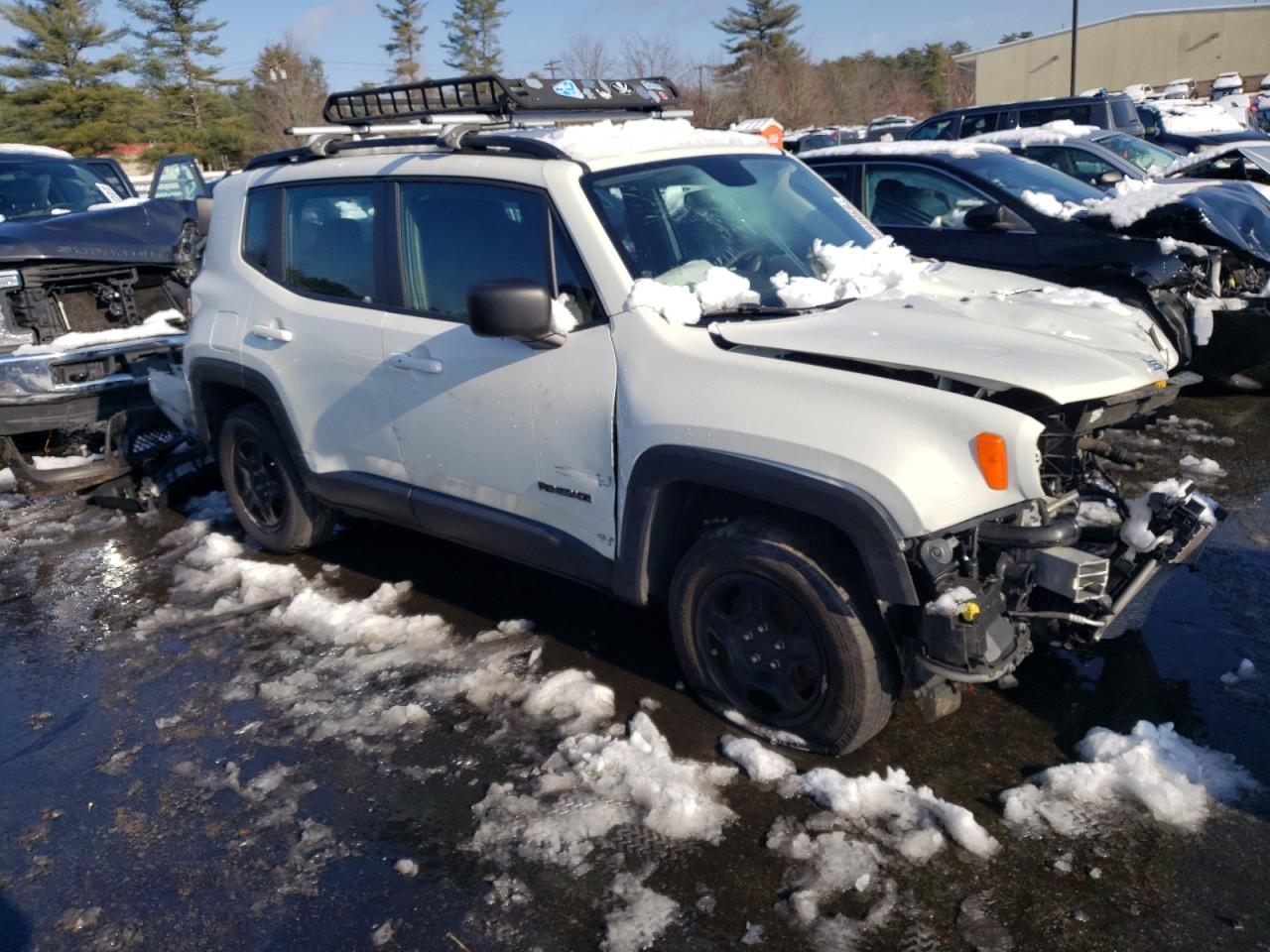 VIN ZACNJBAB0KPK89261 2019 JEEP RENEGADE no.4