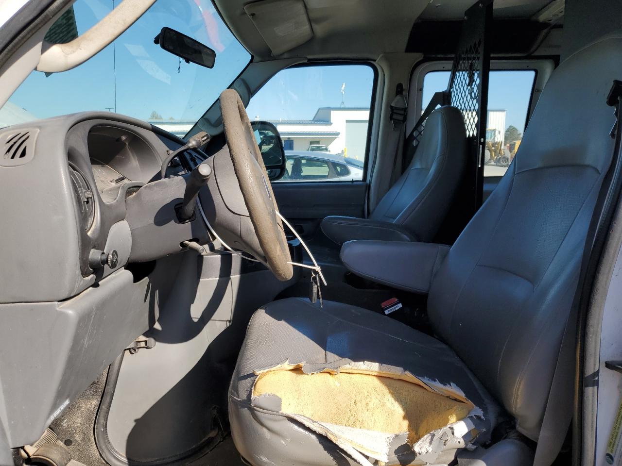 2006 Ford Econoline - Image 7