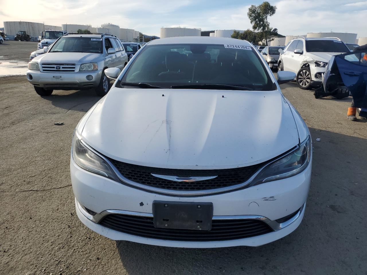 VIN 1C3CCCAB2FN700835 2015 CHRYSLER 200 no.5