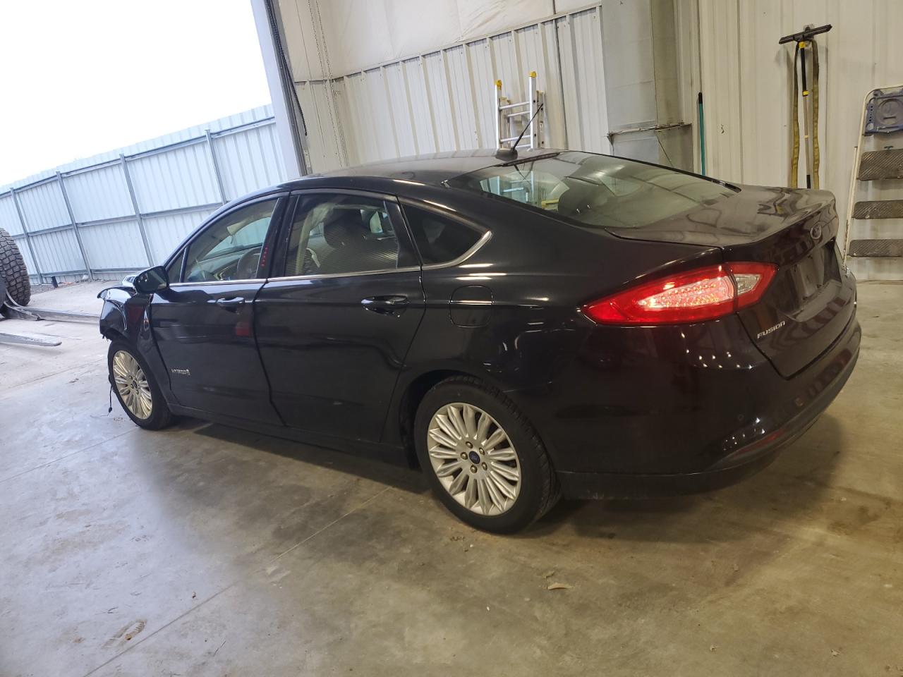 3FA6P0LU6FR124714 2015 FORD FUSION - Image 2