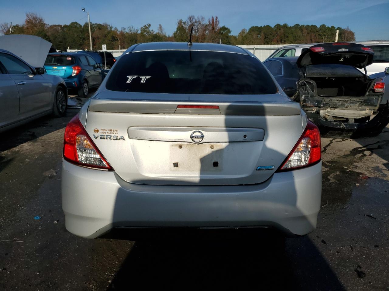 2015 Nissan Versa - Image 6