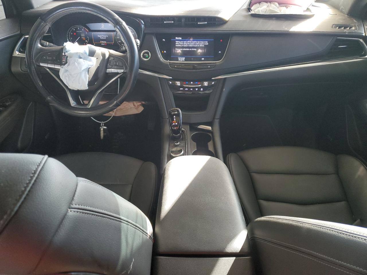 2022 Cadillac XT6 - Image 8