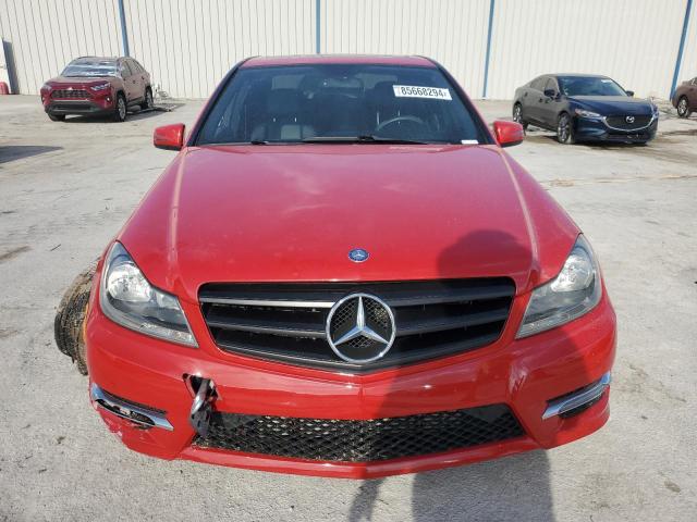  MERCEDES-BENZ C-CLASS 2013 Red