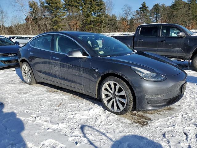  TESLA MODEL 3 2018 Серый