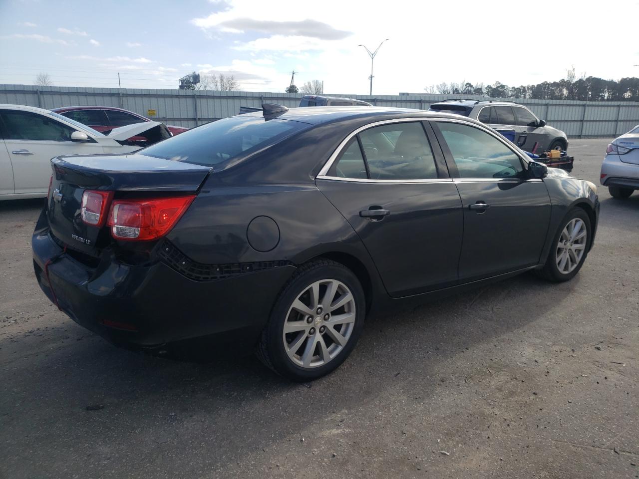 2015 Chevrolet Malibu - Image 3