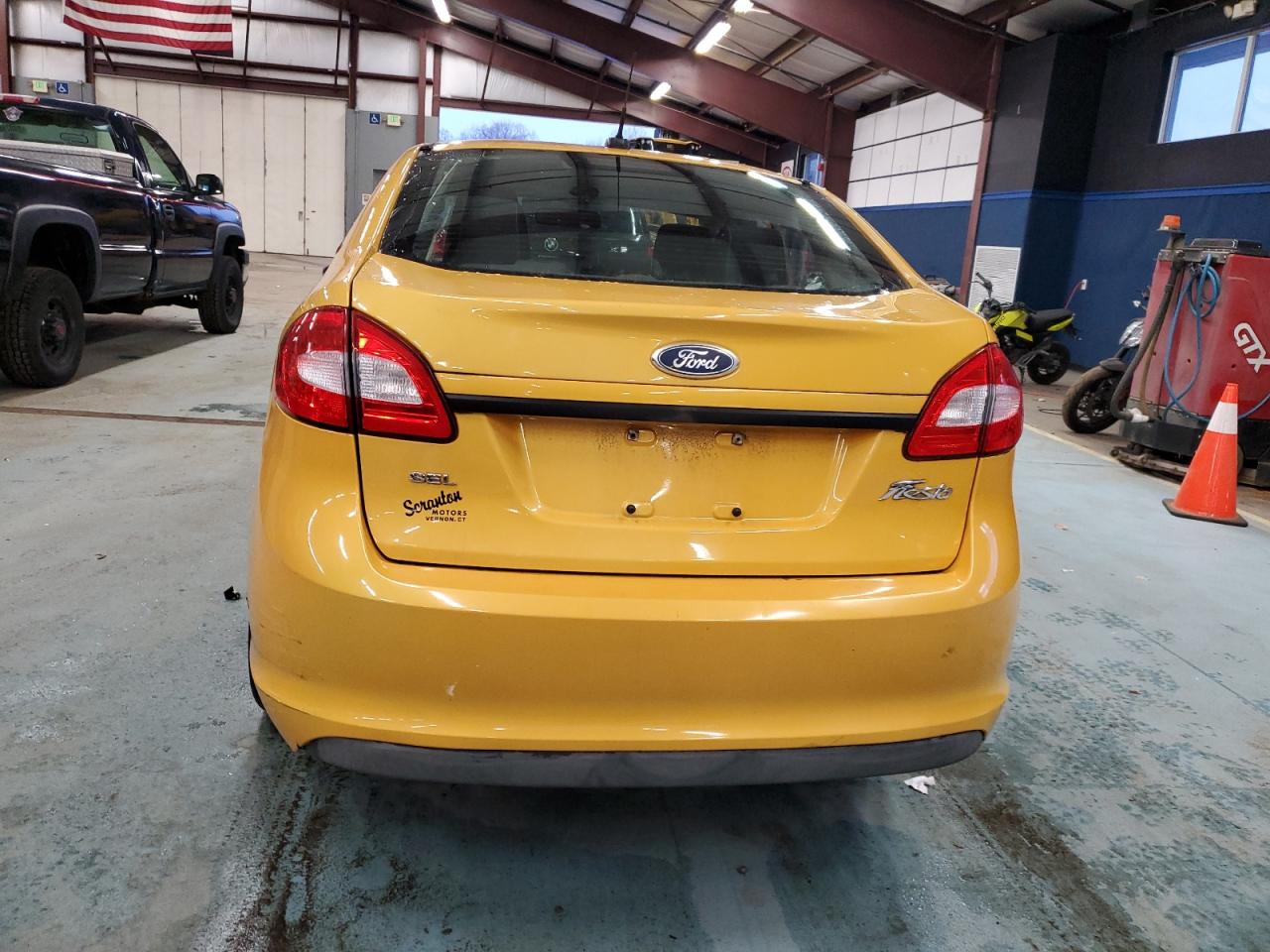 2011 Ford Fiesta Sel VIN: 3FADP4CJ9BM121091 Lot: 84451404