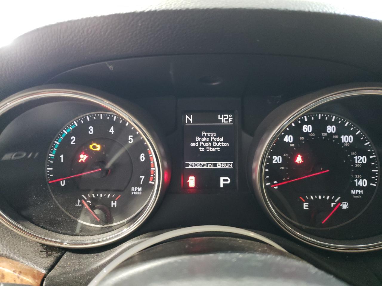2011 Jeep Grand Cherokee - Image 9