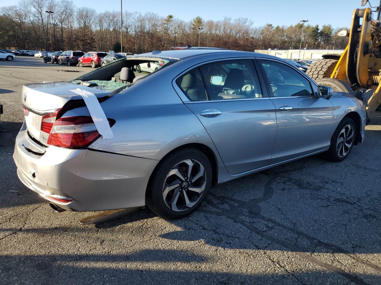 VIN 1HGCR2F70GA152725 2016 HONDA ACCORD no.3