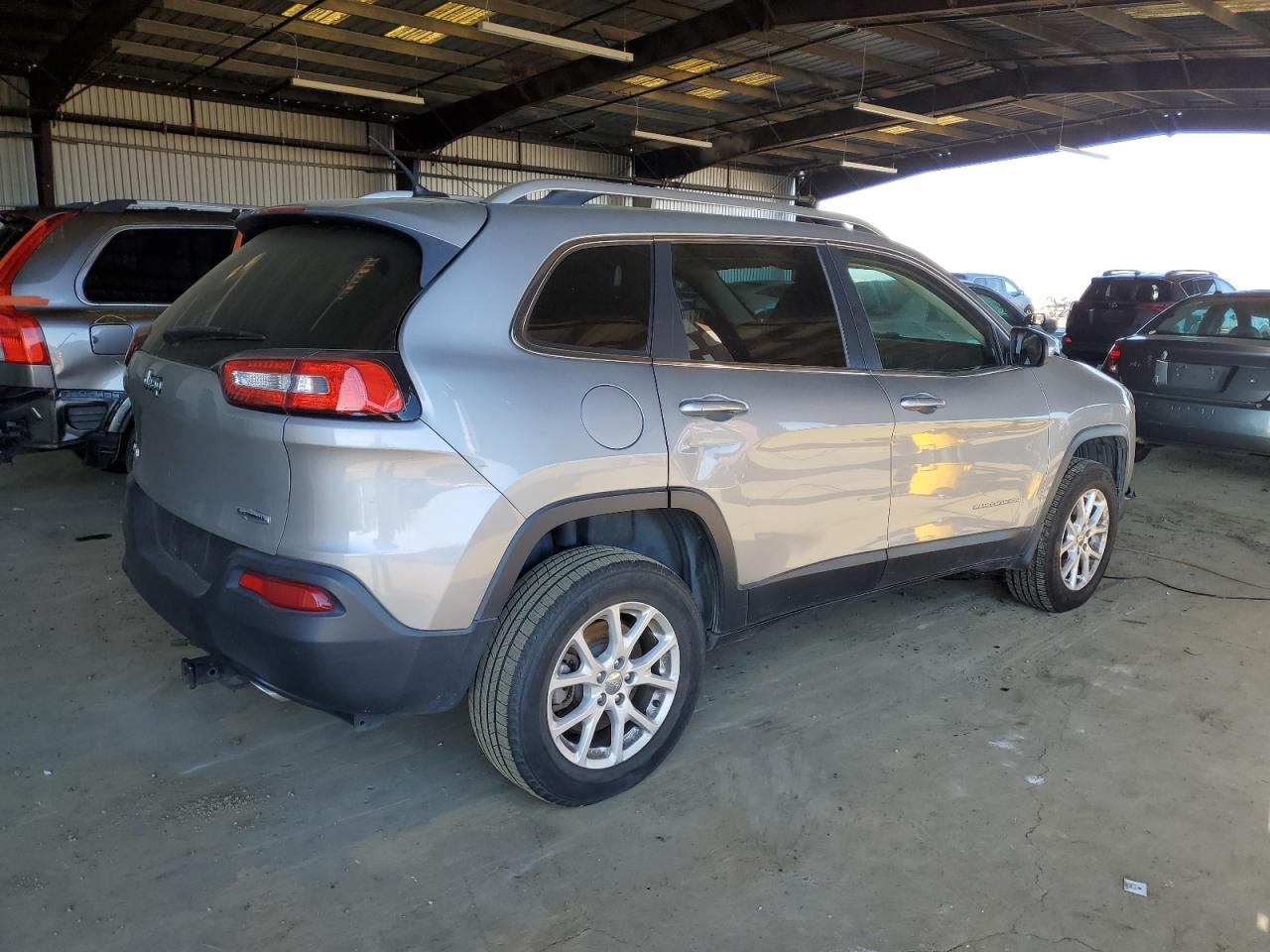 2014 Jeep Grand Cherokee - Image 3