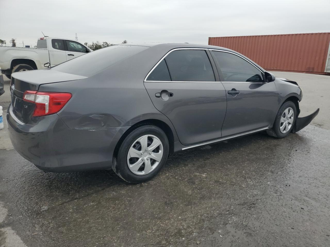 2013 Toyota Camry - Image 3