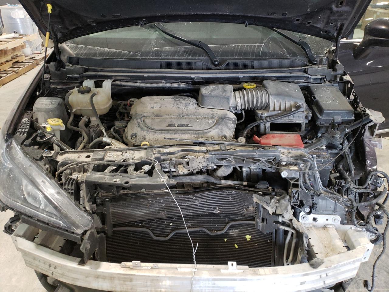 2019 Chrysler Pacifica - Image 12