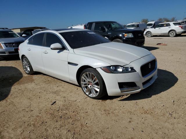 Седаны JAGUAR XF 2016 Белый