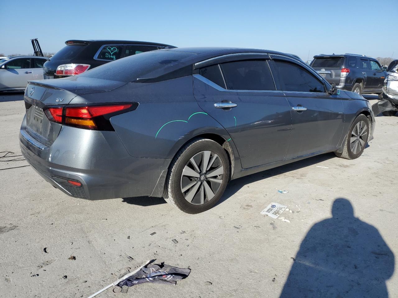 2021 Nissan Altima - Image 3