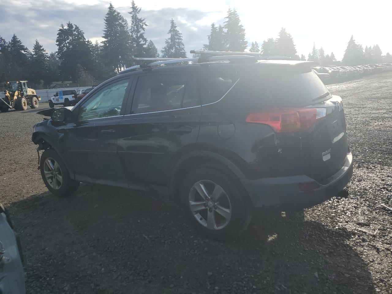 VIN 2T3RFREV6DW021838 2013 TOYOTA RAV4 no.2