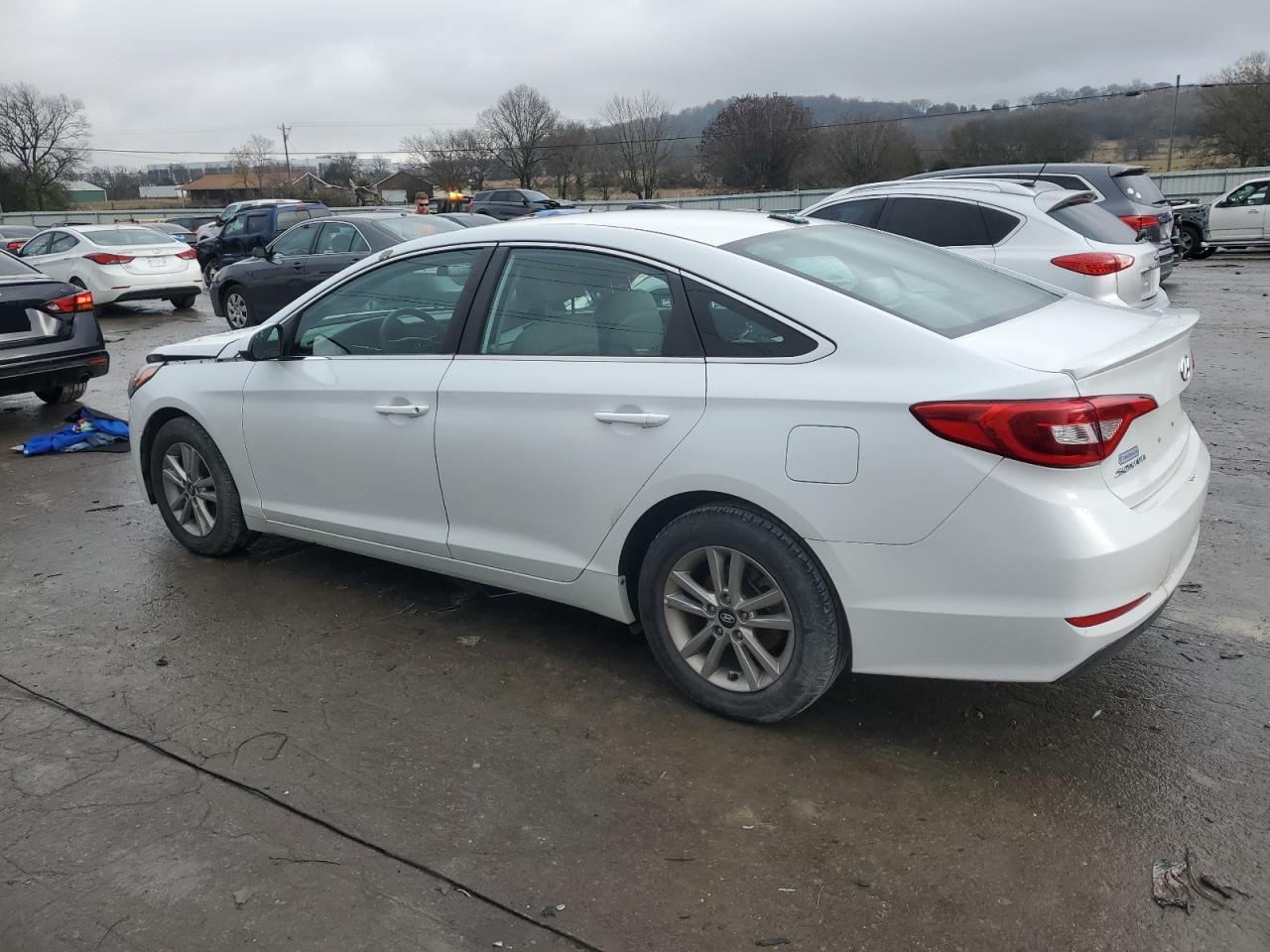 2017 Hyundai Sonata - Image 2