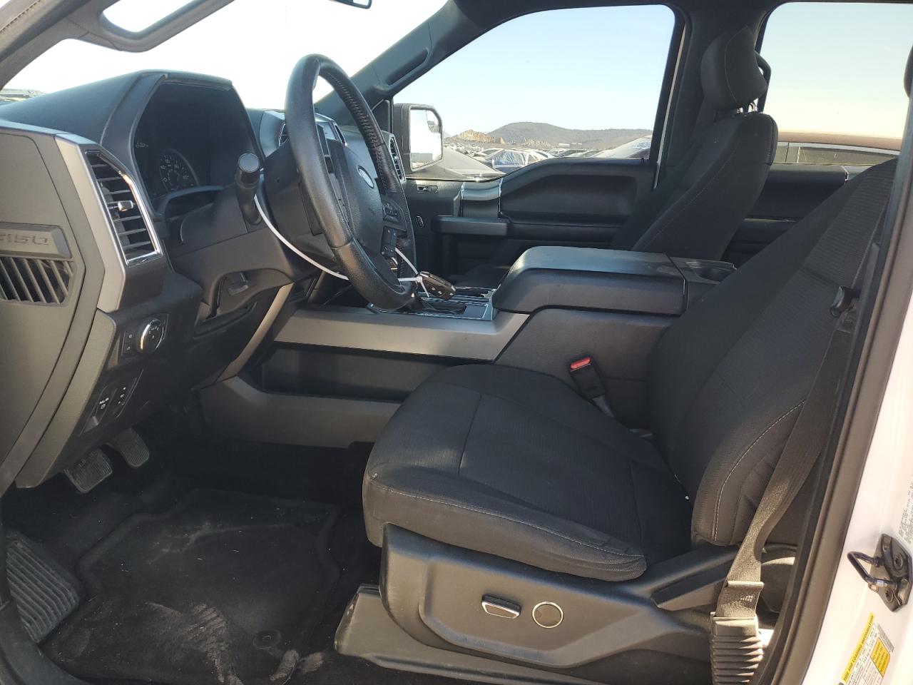 2015 Ford F-150 - Image 7