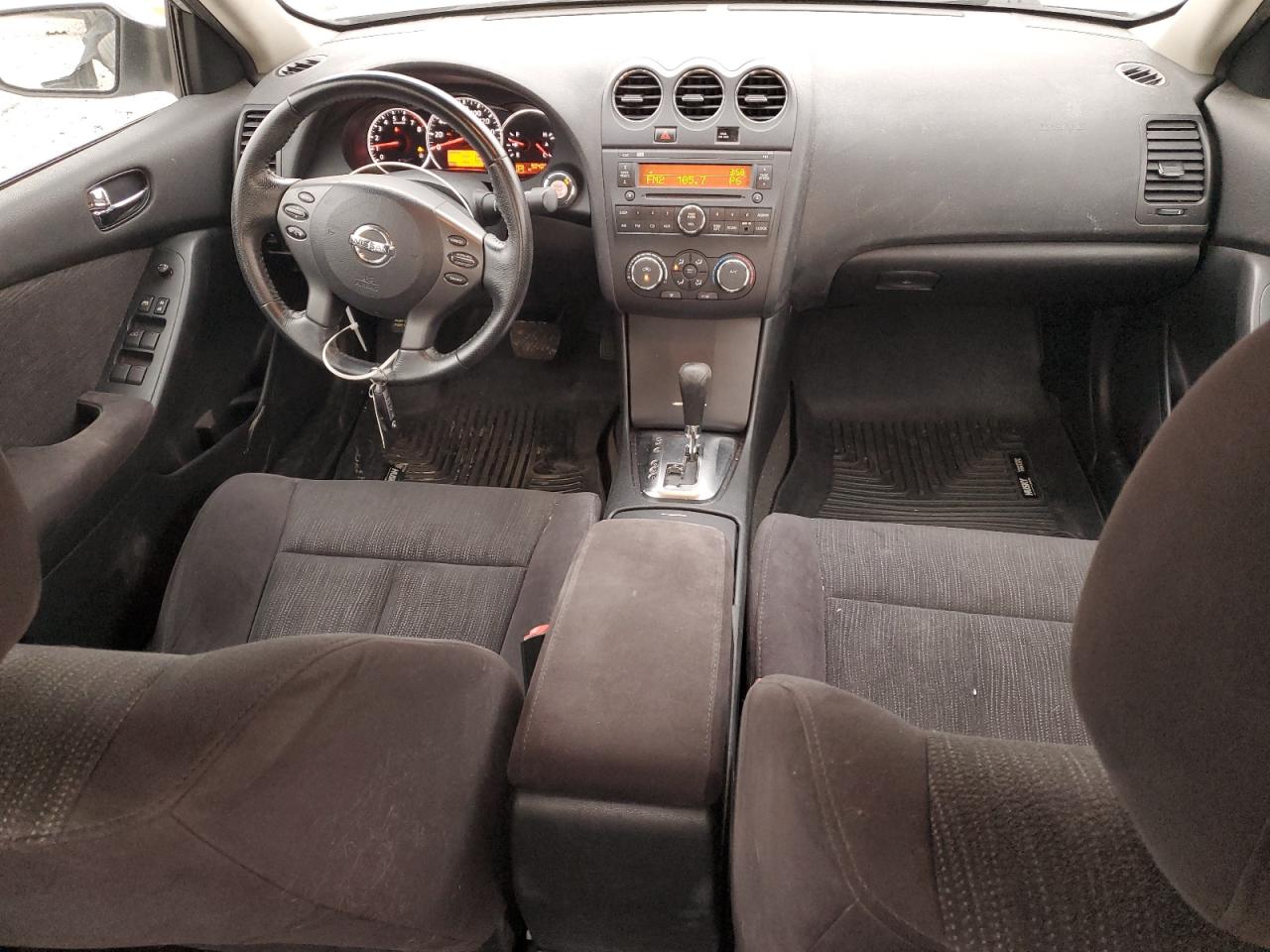 2012 Nissan Altima - Image 8