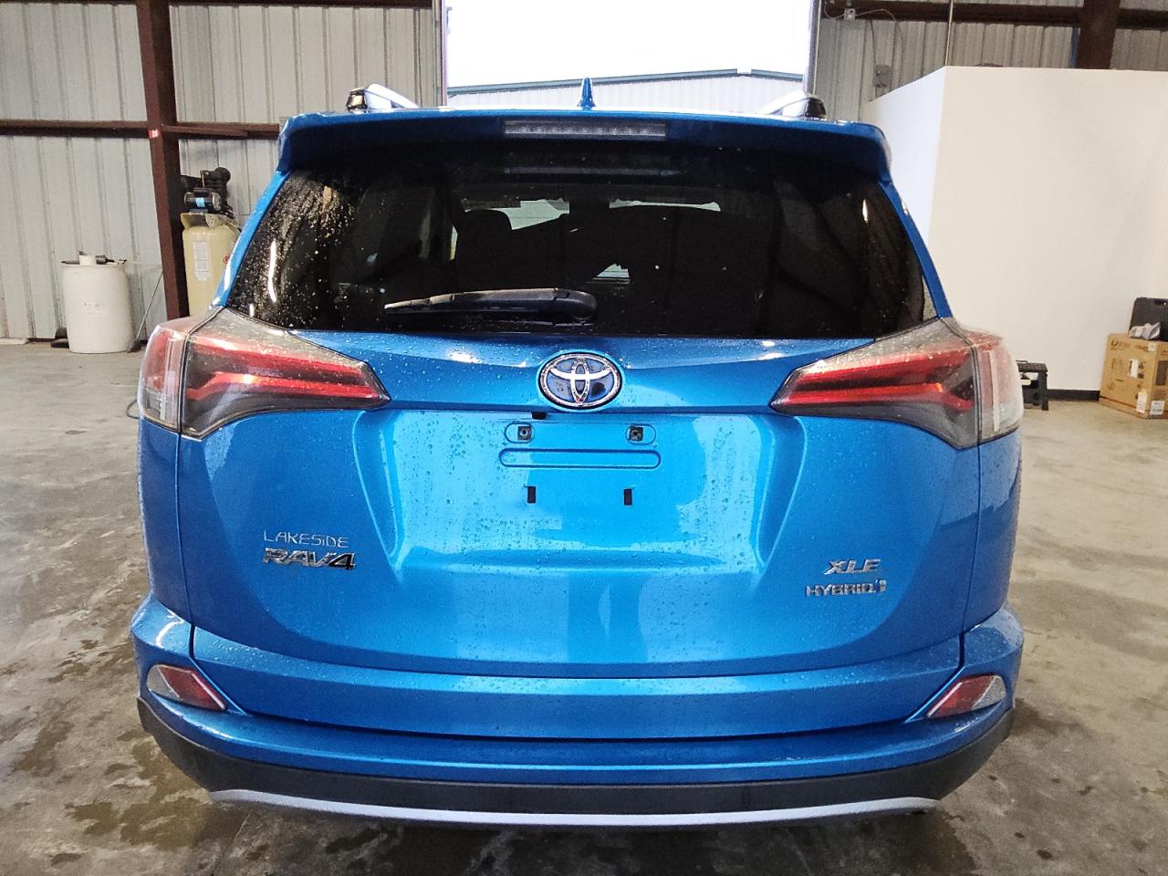 2017 Toyota RAV 4 - Image 6
