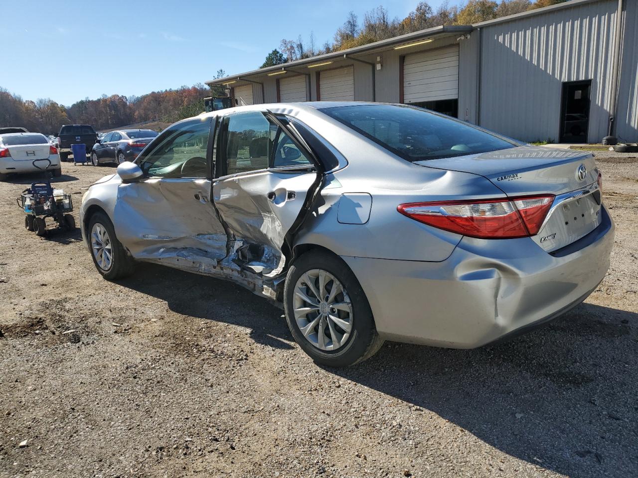 VIN 4T1BF1FK5GU178507 2016 TOYOTA CAMRY no.2